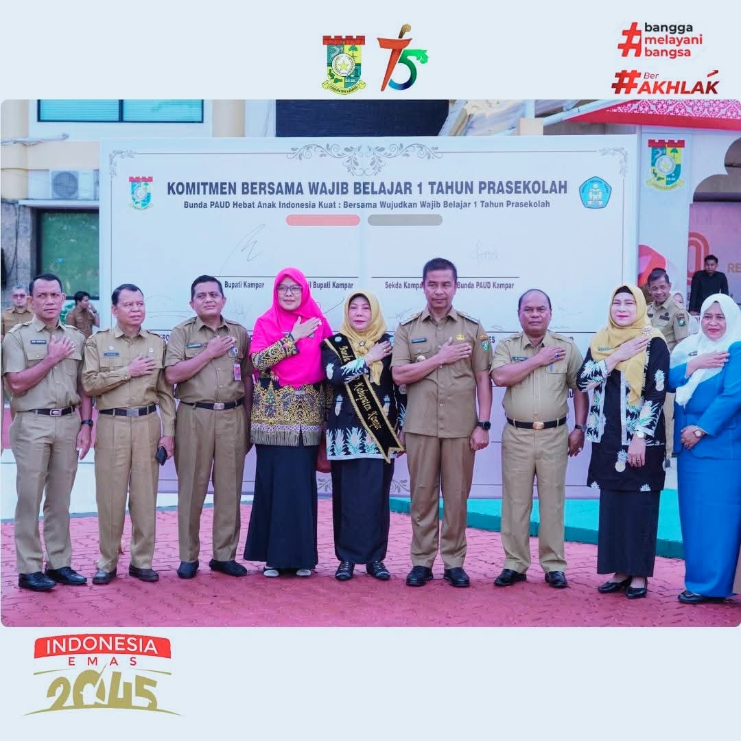 Bupati Kampar Ahmad Yuzar Tandatangani Komitmen Bersama Wajib Belajar 1 Tahun Prasekolah